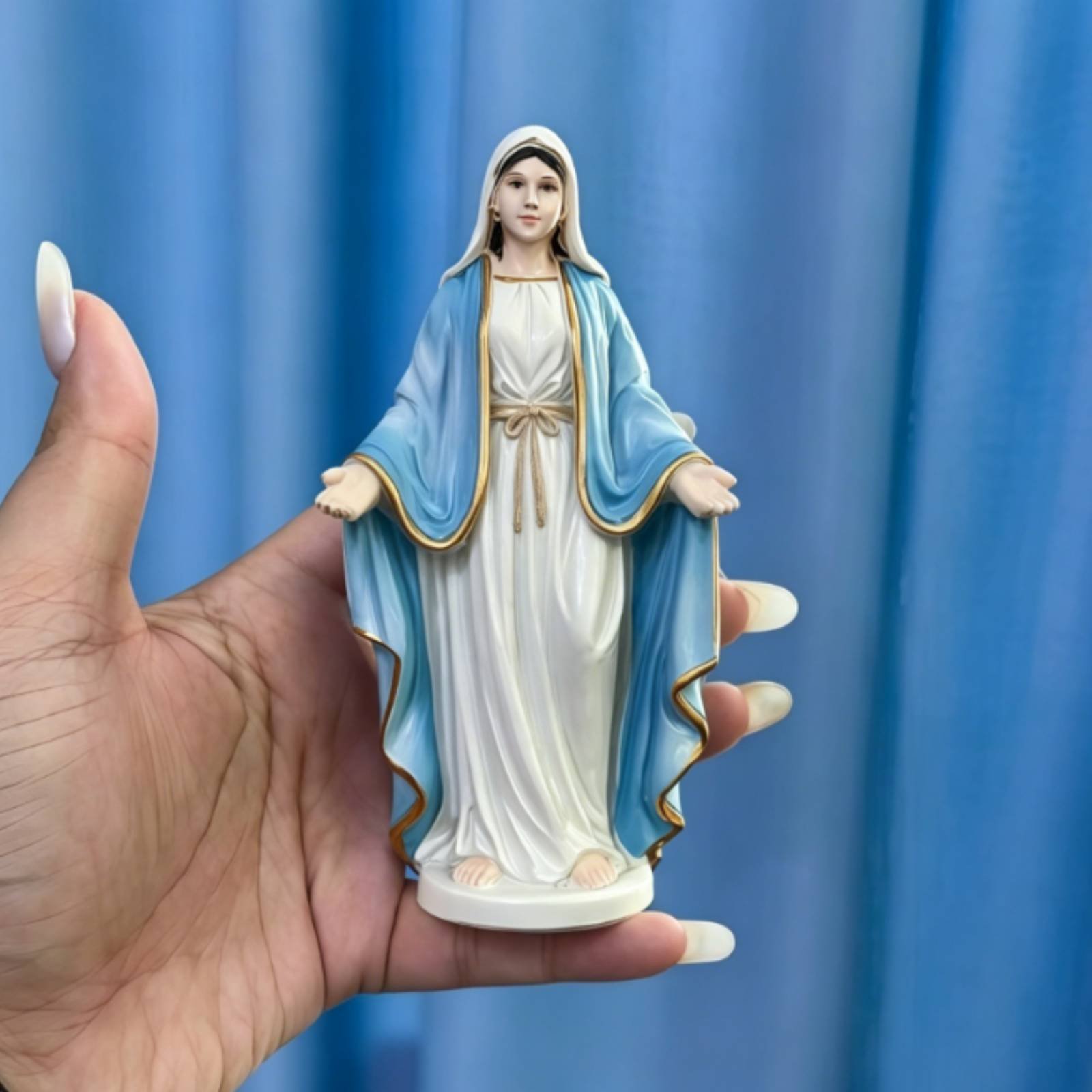 Weibliche Harz-Statue Sondered – Resin Art Mary Bewertung und Preis