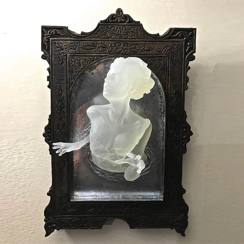 Halloween-Geist in der Spiegel – Resin Art For Photo Frame Bewertung und Preis